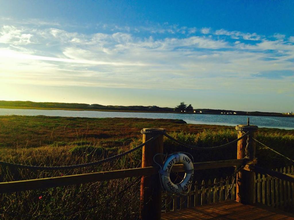 Captain'S Inn At Moss Landing Exterior foto